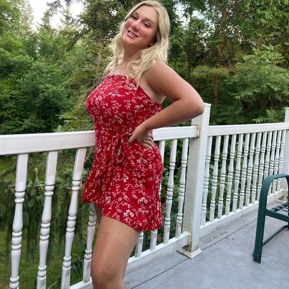 Meet your Posher, Izzy - Picture 2 of 5